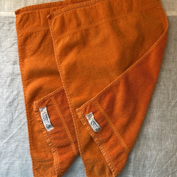 🧡 Martex vintage set of two orange hand towels - Great vintage condition - Picture 7 of 10